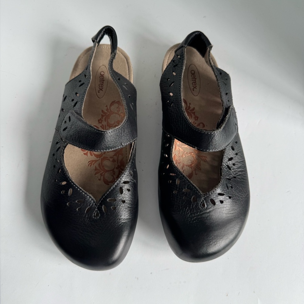 Aetrex Black Leather Cheryl Mary janes Size 9 - Picture 12 of 15